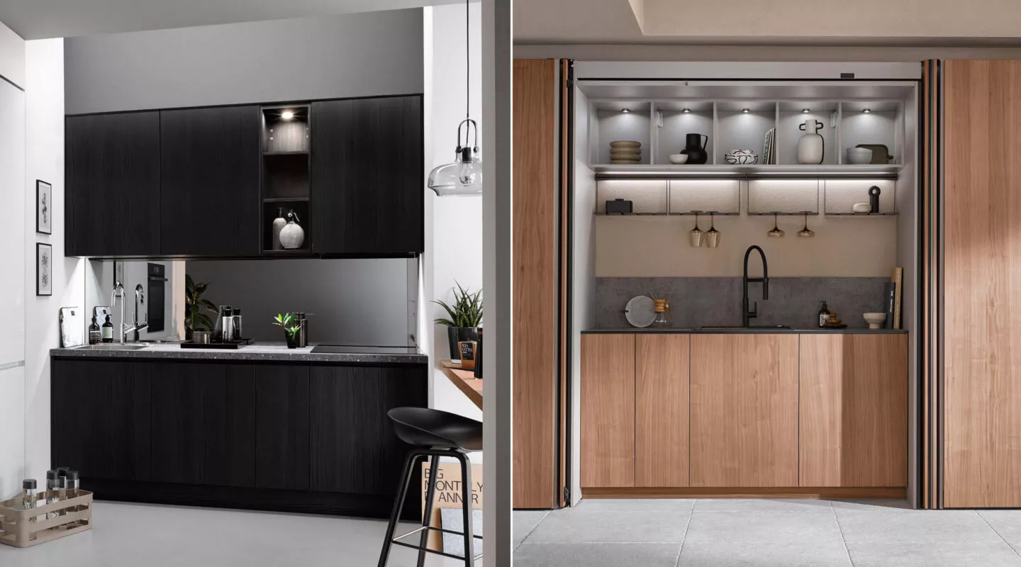 Vergleich von schwarzer Pantryküche und versteckter Schrankküche aus Holz, platzsparende Pantryküchenlösung mit integrierter Spüle und Stauraum.